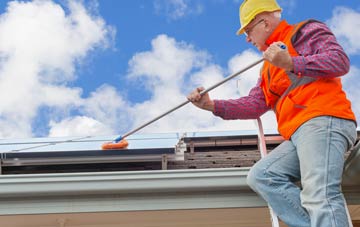 Ladies Riggs soft wash roof cleaning